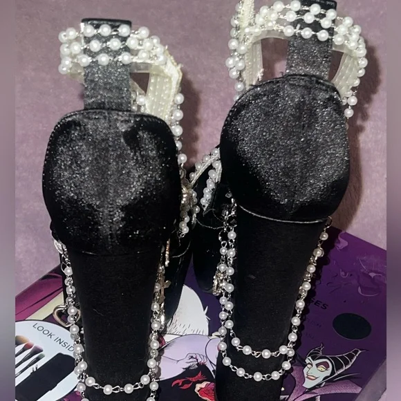 Dolls Kill x Sugar Thrillz Holy Revelations Black Velvet Platform Heels Size - Picture 7 of 10